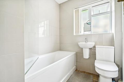 undefined, Meadow Road, Pinner, HA5
