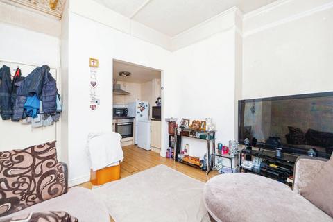 Flat 1, 40 Bath Street, Rhyl, LL18 3LU