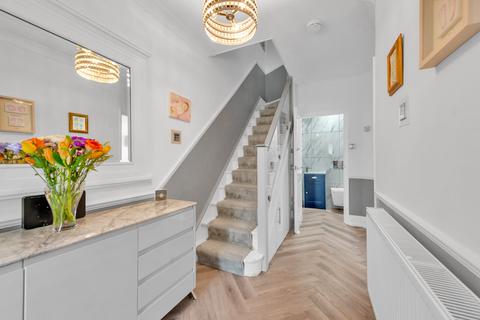 89 Greenway, Chislehurst, BR7 6JG