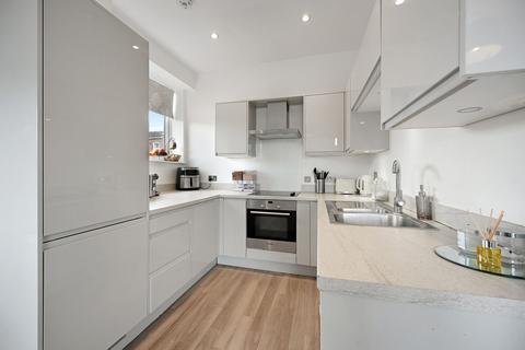 2 bedroom apartment for sale, Station Way, Cheam, SM3