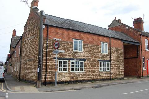 4 bedroom cottage for sale, High Street, Crick, Northampton NN6 7TS