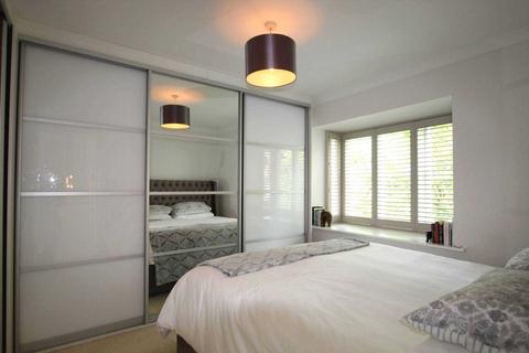20 Morlais, Emmer Green, Reading, RG4 8PQ