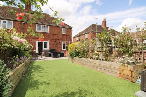 14 Andrew Road, Wallingford, OX10 8AE
