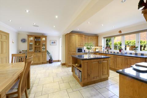 6 bedroom detached house for sale, Manor Drive, Shurlock Row, Reading, Berkshire, RG10