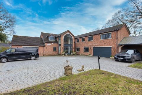 5 bedroom detached house for sale, Ribby Road, Wrea Green, PR4