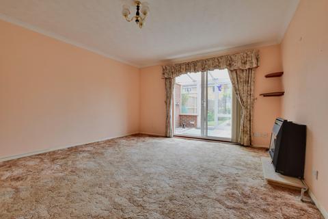 10 Heron Way, Heybridge, Maldon, CM9 4YA