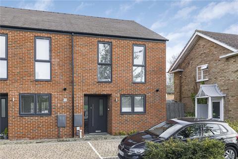2 bedroom end of terrace house for sale, Hall Grove, Welwyn Garden City, Hertfordshire