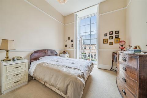 2 bedroom flat for sale, St. Josephs Field, Taunton