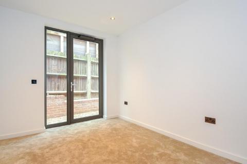 2 bedroom flat for sale, Finchley Road, Hampstead