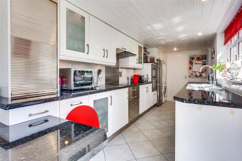 23 Bovingdon Heights, Marlow, SL7 2JR