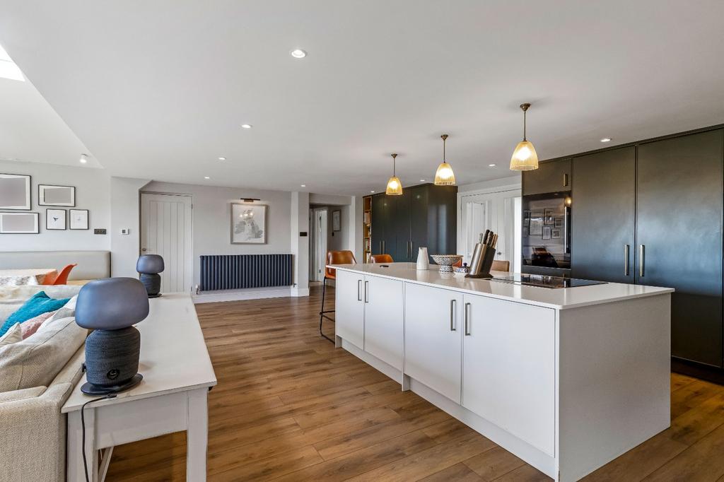 Kitchen Family Rm