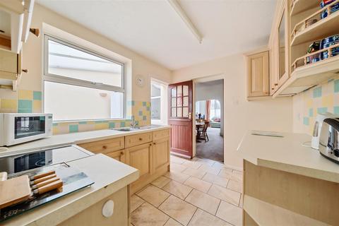 3 bedroom terraced house for sale, Kingston Road