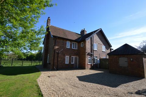 3 bedroom semi-detached house to rent, Main Street, Eastwell, LE14