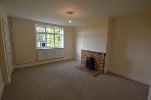 3 bedroom semi-detached house to rent, Main Street, Eastwell, LE14