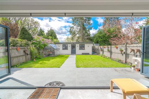 188 East End Road, London, N2 0PT