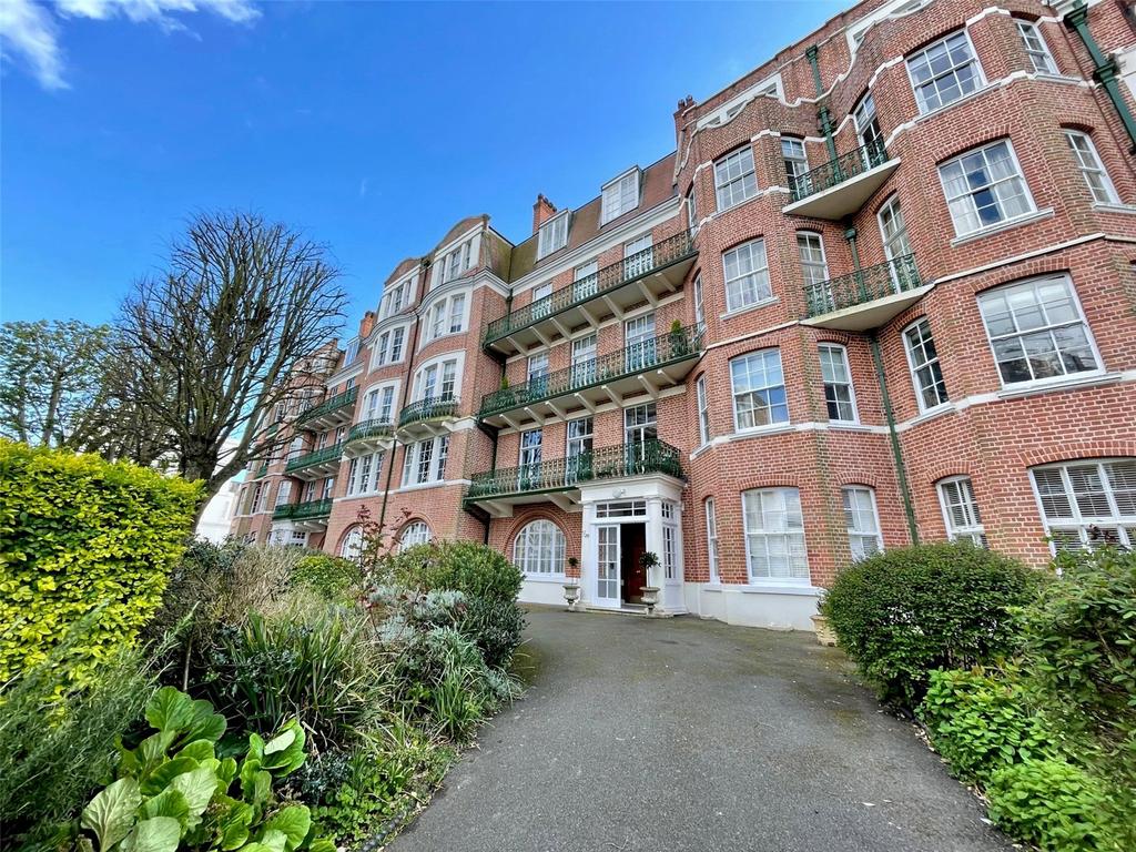 Hartington Place, Eastbourne, East... 4 bed apartment for sale £385,000