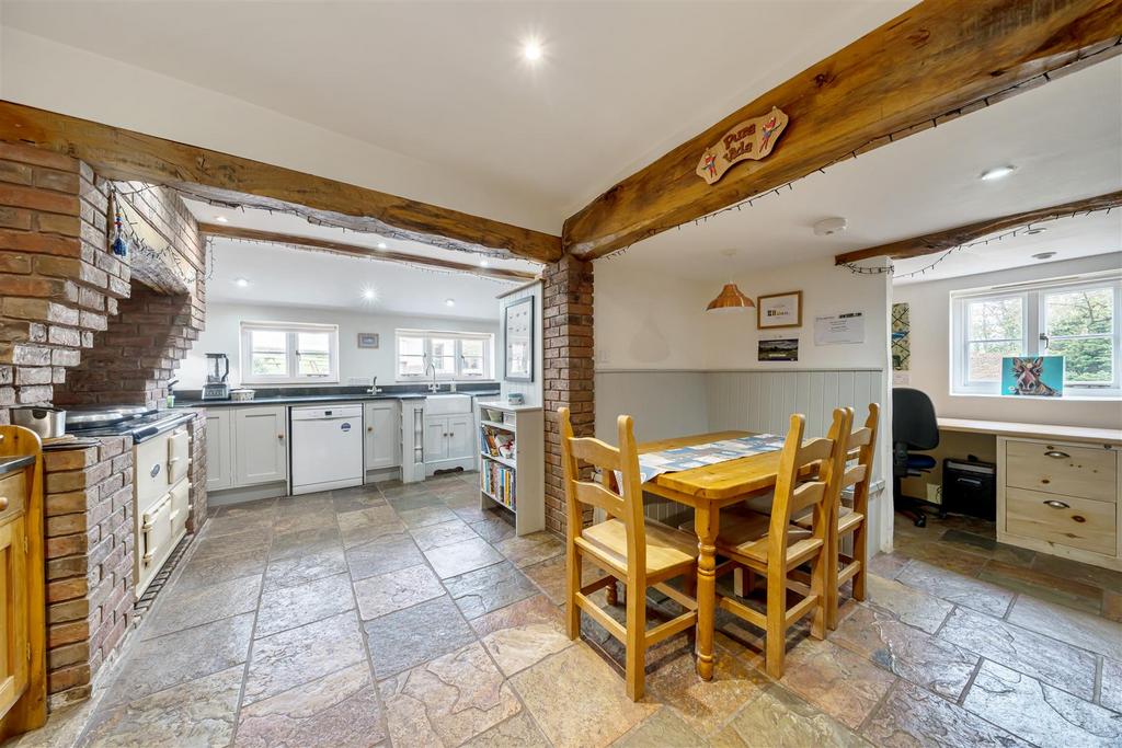 Breakfast Room