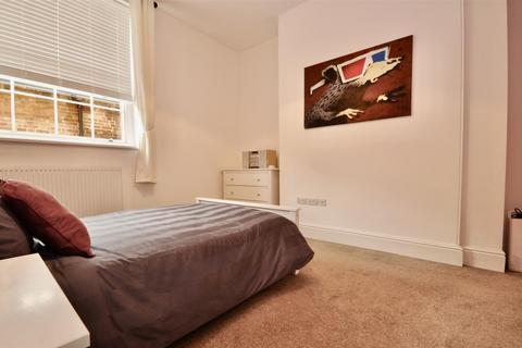 1 bedroom flat for sale, St. Josephs Field