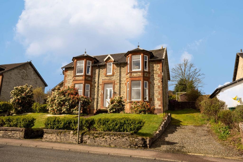 1 Travancore, Sandbank, Dunoon 3 bed ground floor flat for sale £150,000