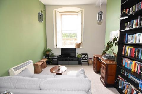 1 bedroom flat for sale, St Georges Walk, Gosport