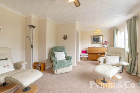3 bedroom semi-detached house for sale, Borrowdale Drive, Norwich NR1