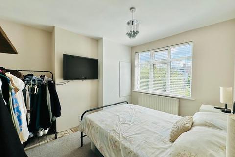 2 Acorn Road, Gillingham, ME7 2EX