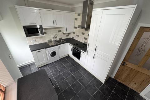 2 bedroom terraced house to rent, Newhey, Rochdale OL16