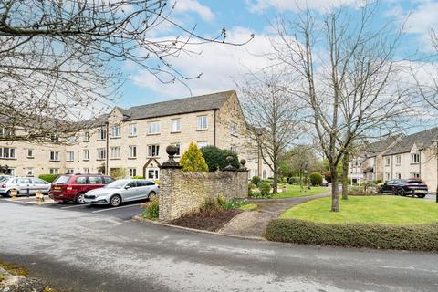 2 bedroom retirement property for sale, Windrush Court, Witney OX28