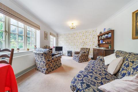 2 bedroom retirement property for sale, Gatchell Oaks