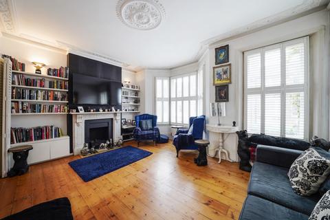 3 bedroom flat for sale, Crayford Road, Tufnell Park, N7