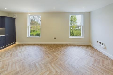 1 bedroom flat for sale, Flat 3 The School House, Richmond Grove, Exeter