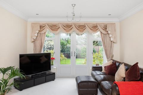 2 West View, Ashtead, KT21 2JD