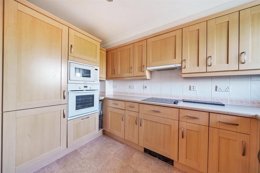 Fitted Kitchen