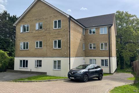 2 bedroom apartment to rent, Cherwell Grove, South Ockendon.