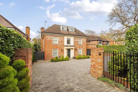 5 bedroom detached house for sale, Ellwood Road, Beaconsfield, HP9