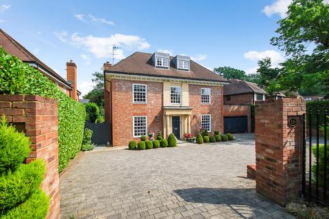 5 bedroom detached house for sale, Ellwood Road, Beaconsfield, HP9