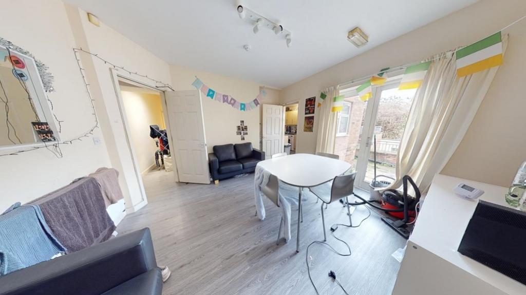 Flat-2-55-Alfreton-Road-04182024 183901