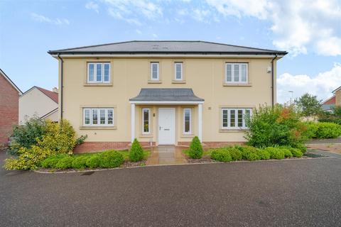 4 bedroom detached house for sale, Stockwell Road, Killams
