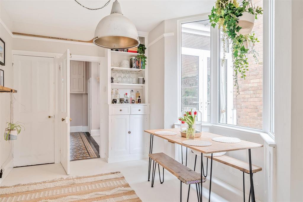 Breakfast Room