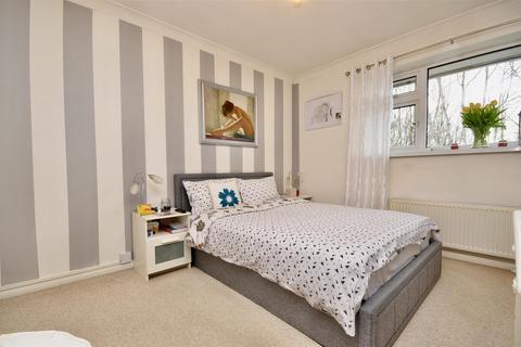 34 Ryburn Close, Taunton, TA1 2RH