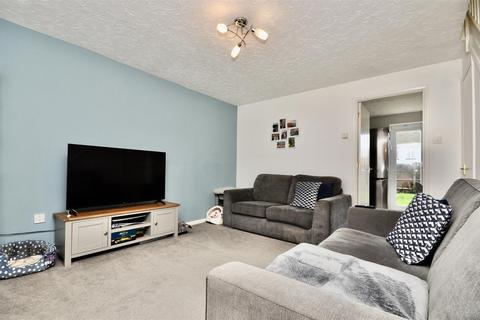 21 Compton Close, Taunton, TA2 7UD