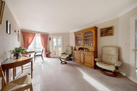 1 bedroom retirement property for sale, Dellers Wharf
