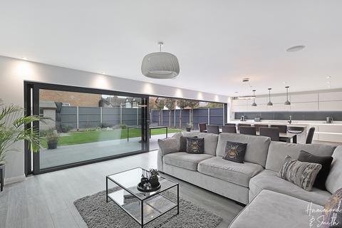 9 Institute Road, Coopersale, Epping, CM16 7QY