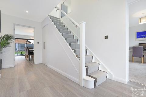 9 Institute Road, Coopersale, Epping, CM16 7QY