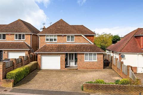 4 bedroom detached house for sale, Maidstone Road, Wigmore ME8