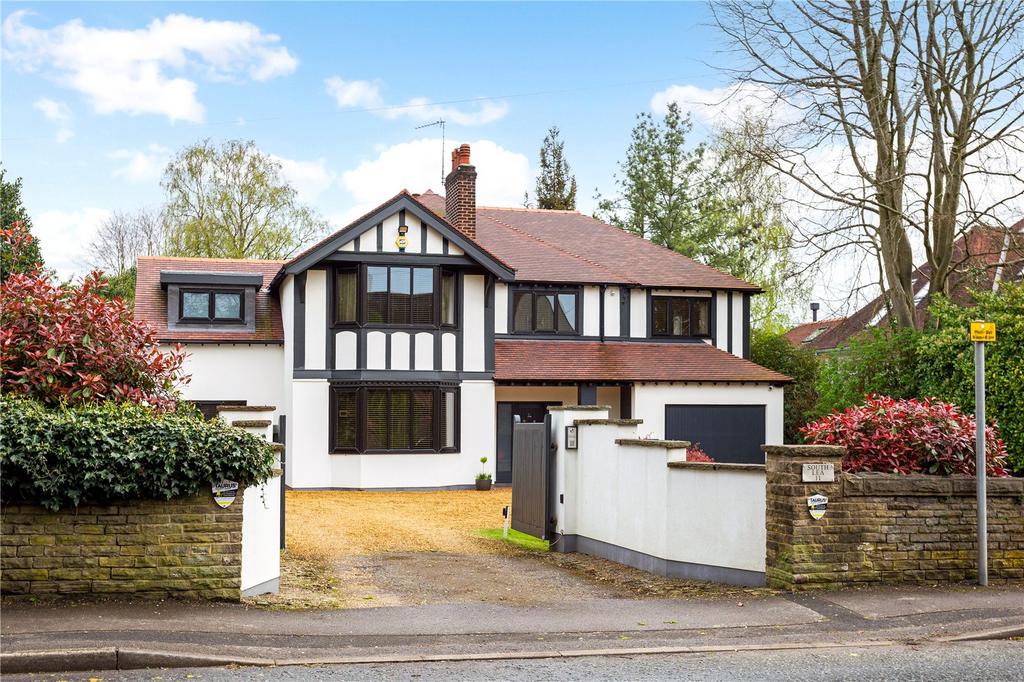 11 Macclesfield