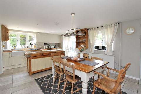 2 bedroom semi-detached house for sale, Middle Road, Sway, Lymington, Hampshire, SO41