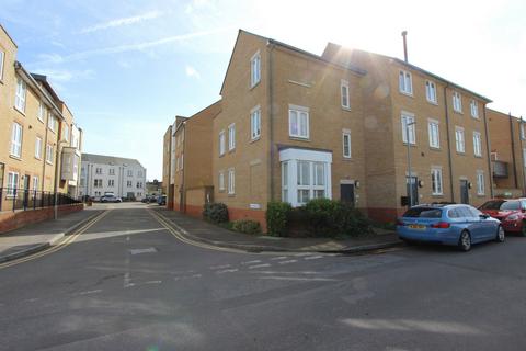 3 bedroom townhouse for sale, Cannon Street, Deal, CT14