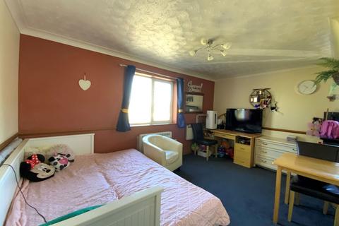 1 bedroom flat for sale, Thurlow Road, Torquay, TQ1 3EE