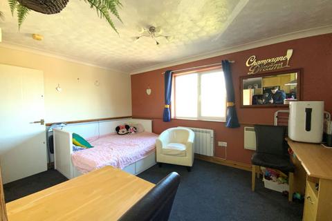 1 bedroom flat for sale, Thurlow Road, Torquay, TQ1 3EE